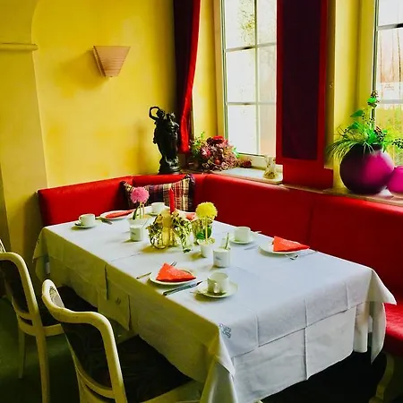 فندق Petersburg 3*